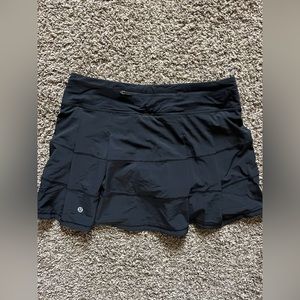 Lululemon Mid-rise pace rival skirt long. Size 6